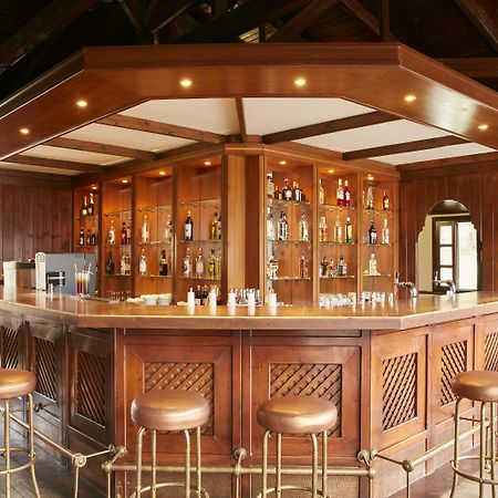 Simantro Resort باراليا ساني المظهر الخارجي الصورة A bar