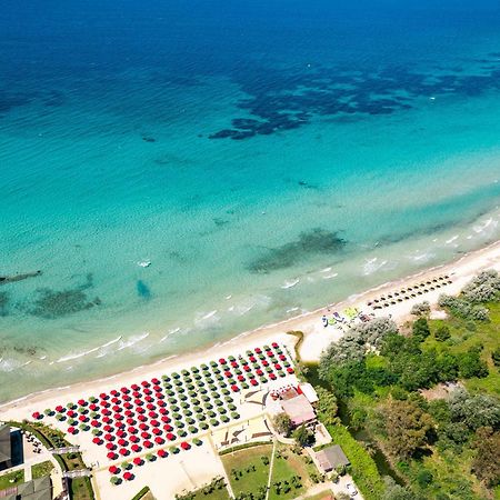 Simantro Resort باراليا ساني المظهر الخارجي الصورة Aerial view of the beach