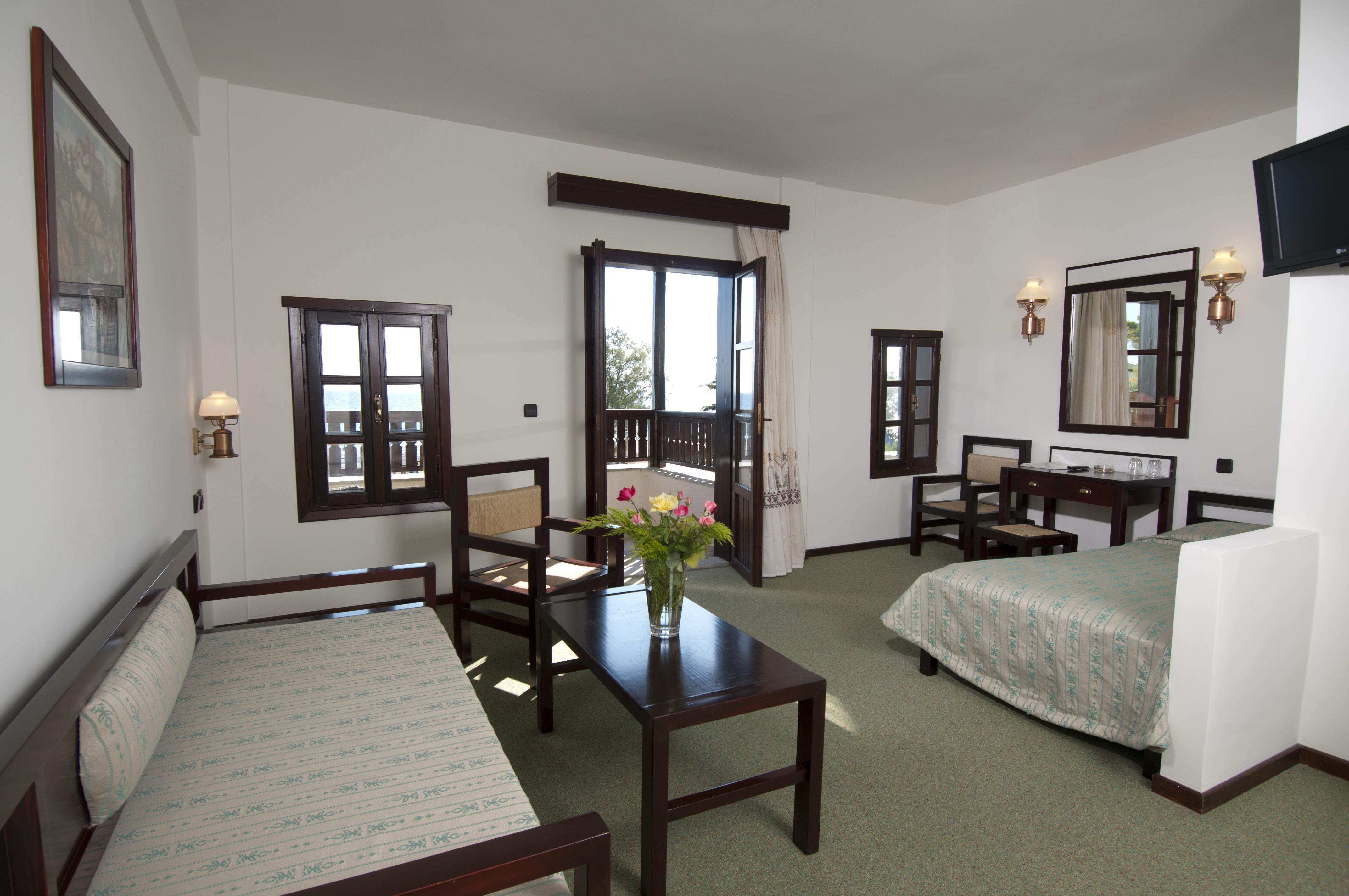 Simantro Resort باراليا ساني المظهر الخارجي الصورة A typical hotel room