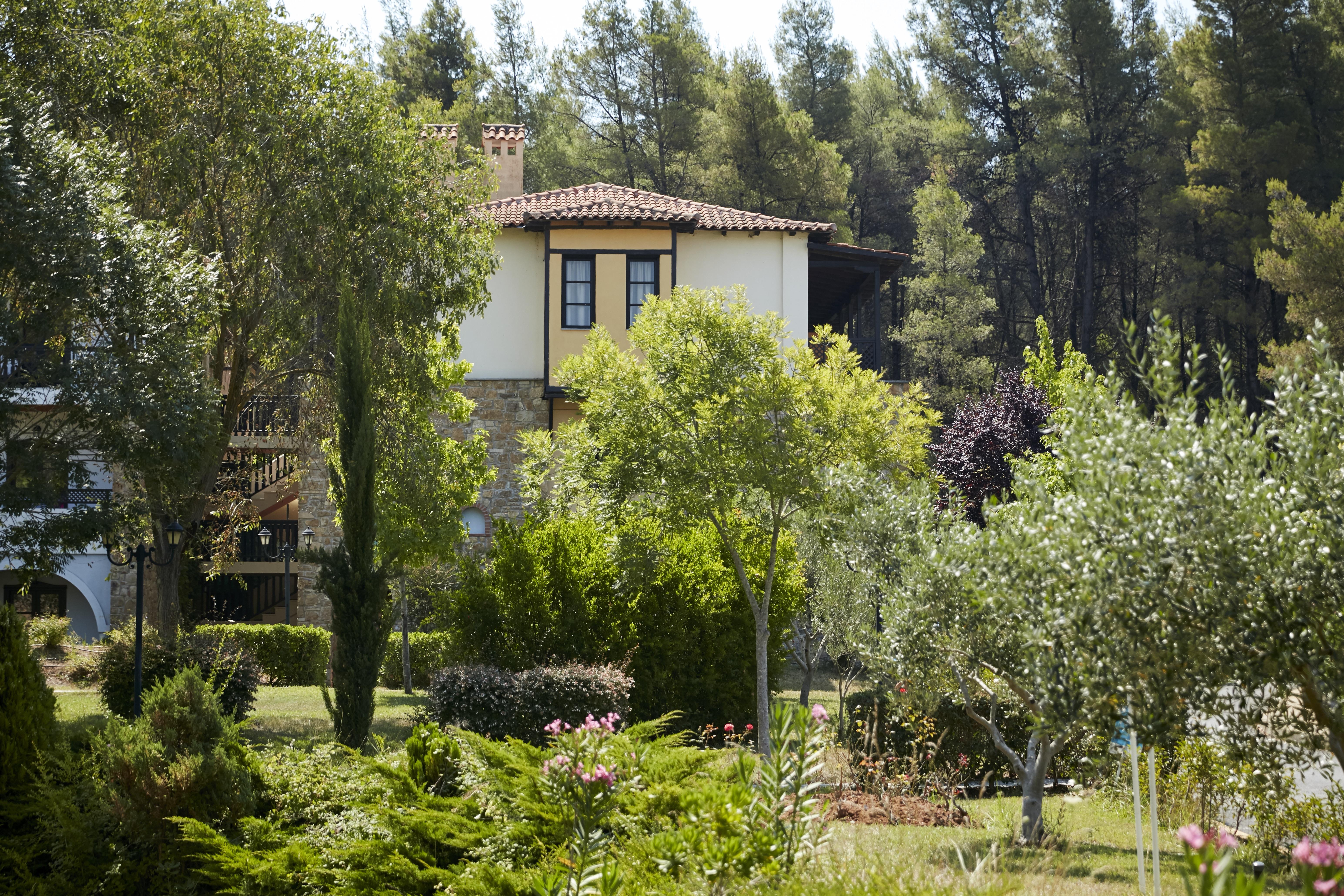 Simantro Resort باراليا ساني المظهر الخارجي الصورة The house of the poet in the village of Agia Varvara, Arcadia