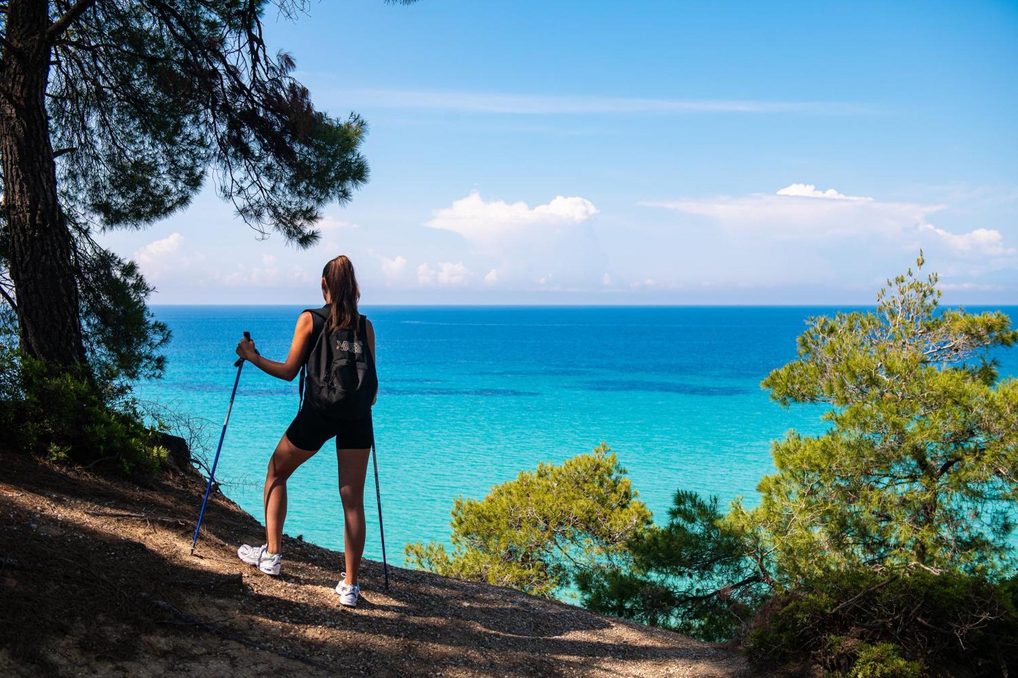 Simantro Resort باراليا ساني المظهر الخارجي الصورة Hiking in Crete