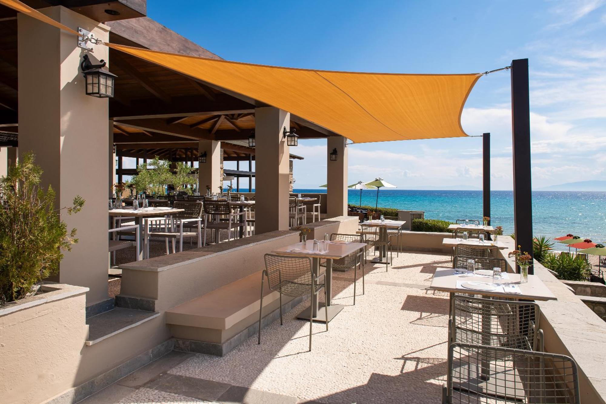 Simantro Resort باراليا ساني المظهر الخارجي الصورة The Beach Club